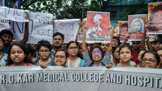 RG Kar Doctor Murder: CM Mamata Open For Central Probe As Protest Rocks Bengal; Autopsy Reveals Sexual Assault | Top Updates